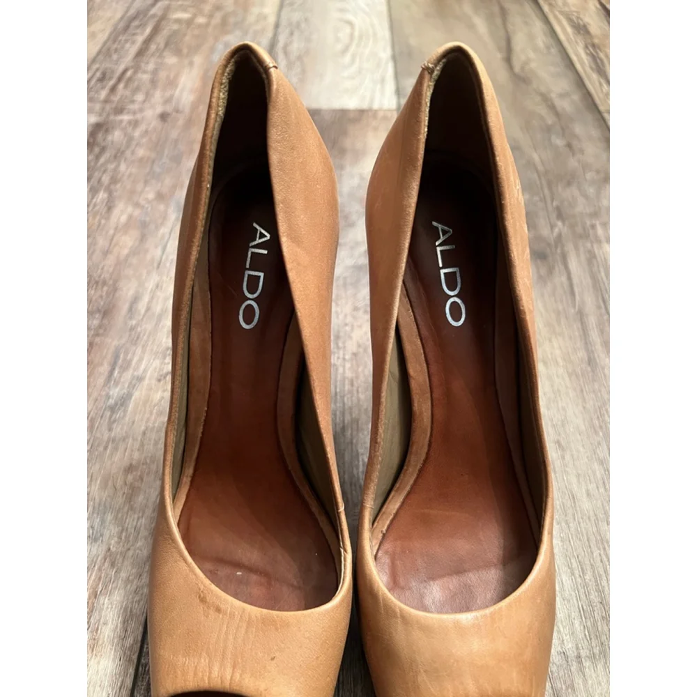Women's ALDO Tan Leather Peep Toe Heels Size
